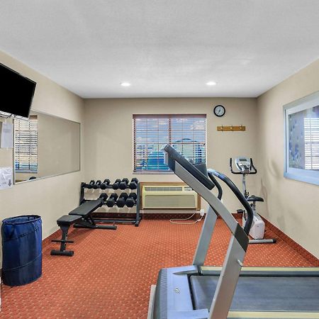 Baymont By Wyndham Cedar Rapids Otel Dış mekan fotoğraf